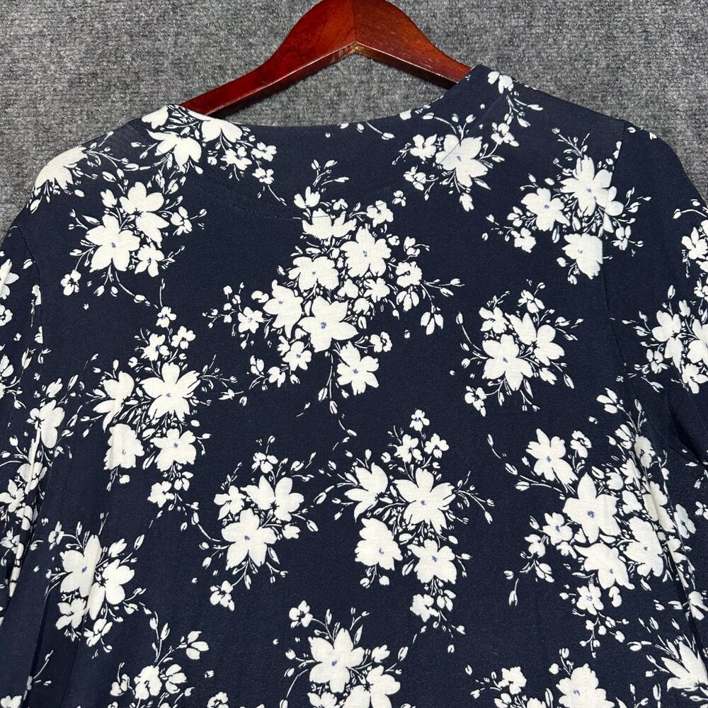 J Jill Top Womens Large Wearever Collection 3/4 Sleeve Navy Blue White Floral - Picture 8 of 9